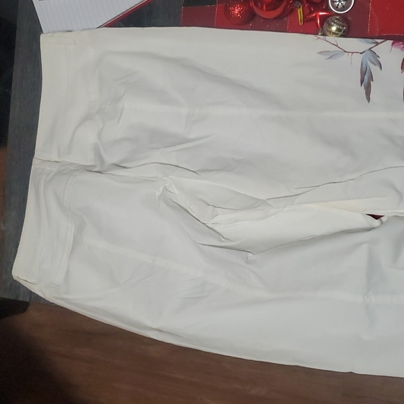 Marc Cain collections women's pants - Picture 3 of 4